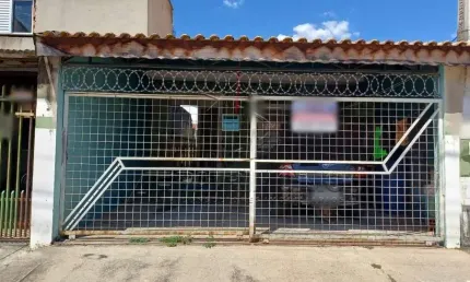 Casa na Zona Norte com 2 dormitórios, 1 sendo suíte