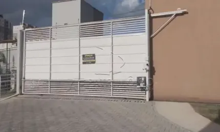 Casa em condomínio fechado com 2 quartos à venda na Rua Comendador Vicente Amaral, 3725, Jardim Guarujá, Sorocaba