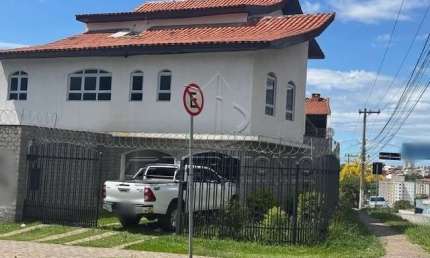 CASA ASSOBRADADA TRUJILLO COM 4 QUARTOS SENDO 1 SUITE