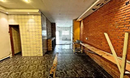 CASA; RESIDENCIAL; VILA SANTANA; ZONA LESTE; SOROCABA.