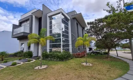 CASA ASSOBRADADA VILLA DO BOSQUE COM 3 QUARTOS SENDO 3 SUITES