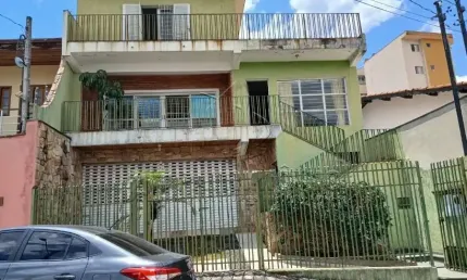 CASA ASSOBRADADA SÃO JOÃO COM 3 QUARTOS SENDO 1 SUITE