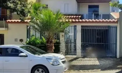 CASA ASSOBRADADA WANEL VILLE 5 COM 2 QUARTOS SENDO 1 SUITE