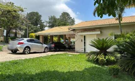 Casa no condomínio Vale do Lago com 2 dormitórios, 1 com suíte, closet e hidro