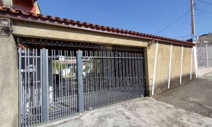 Casa com 3 quartos à venda na Imperatriz Leopoldina, 645, Vila Jardini, Sorocaba