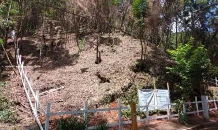 Terreno à Venda, Em Campos do Jordão, no Alto do Capivari