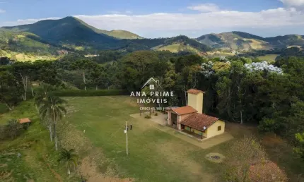 Belíssimo sítio em st. a. do pinhal - vista exuberante da pedra do baú
