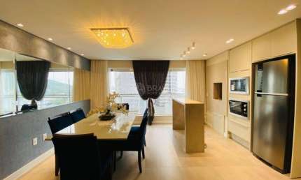 Apartamento com 3 quartos para alugar no Fazenda, Itajaí 