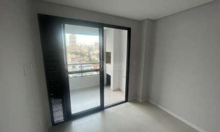 APARTAMENTO PARA LOCAÇÃO ANUAL - BAIRRO VILA OPERÁRIA EM ITAJAÍ