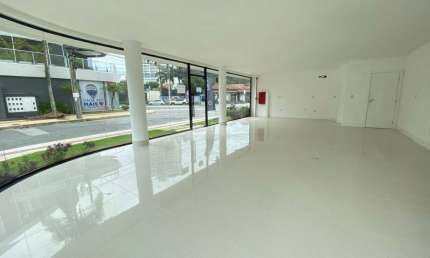 SALA COMERCIAL - PRAIA DOS AMORES EM BALNEÁRIO CAMBORIÚ