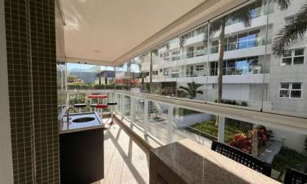 Apartamento com 3 quartos para alugar na Rua Delfim Mário Pádua Peixoto, 1, Balneário Santa Clara, Itajaí