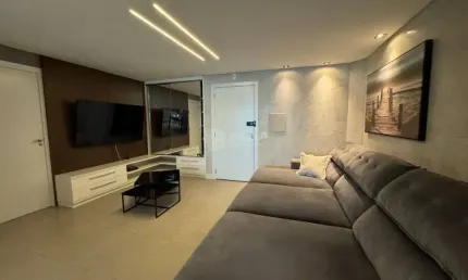 Apartamento mobiliado a 180m do mar na praia brava – emerald residence | itajaí/sc
