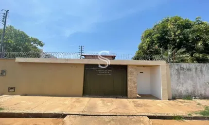 Vende casa bairro santa izabel/ próximo ao ferreira