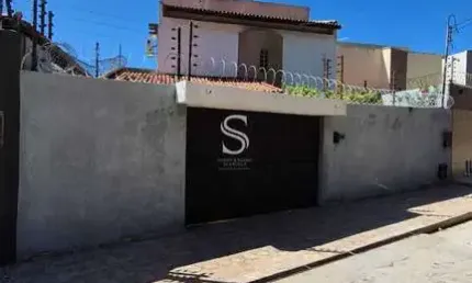 Casa com 3 quartos à venda na Rua Aviador Irapuan Rocha, 994, Ininga, Teresina