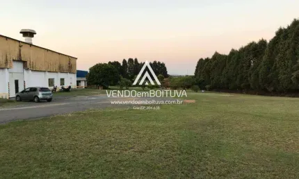 Terreno para Venda em Iperó, Capoavinha, 1 dormitório, 2 suítes, 1 banheiro, 6 vagas