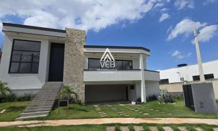 Casa em Condomínio para Locação em Boituva, Portal Ville Jardins, 3 dormitórios, 1 suíte, 3 banheiros, 4 vagas