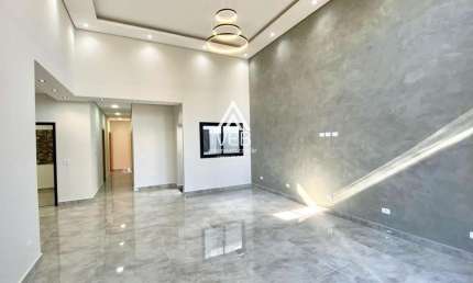 Casa para Venda em Boituva, Portal Ville Jardins, 3 dormitórios, 1 suíte, 3 banheiros, 4 vagas