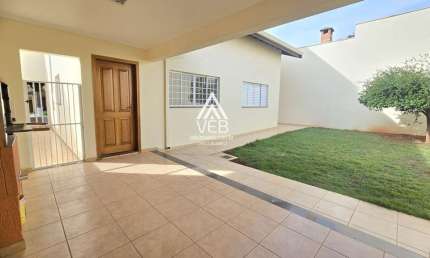 Casa em Condomínio para Locação em Boituva, Portal dos Pássaros II, 4 dormitórios, 2 suítes, 5 banheiros, 4 vagas