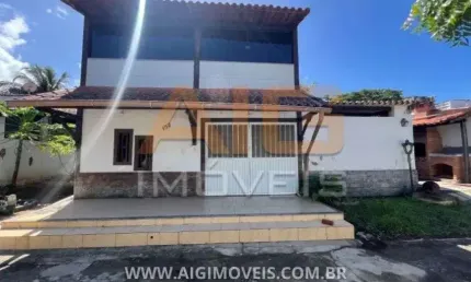Casa Duplex 3 Quartos Condomínio Piscina Churrasqueira