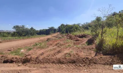 Terreno à venda no Maria Peçanha, Divinópolis 