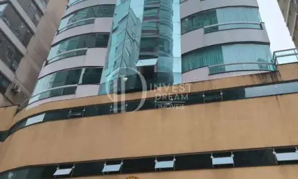 Apartamento com 4 quartos à venda na Rua 246, 200, Meia Praia, Itapema