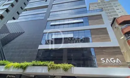 Lindo apartamento  mobiliado rua 220  meia praia, Meia Praia, Itapema - SC