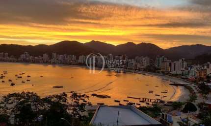 Lindas casas com vista mar canto da praia , Canto da Praia, Itapema - SC
