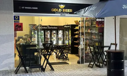 Gold beer conveniÊncia meia  praia  perto praia, Meia Praia, Itapema - SC