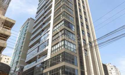 Apartamento quadra mar c/ 4 suites, Meia Praia, Itapema - SC