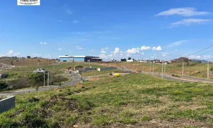 Oportunidade !! Excelente Terreno, Localizado no Loteamento JD.Bonança !!!