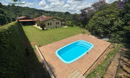 Maravilhosa Chácara á Venda ! Localizada no Bairro Campo Novo