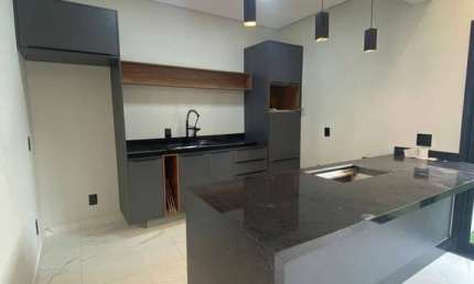 Linda Casa Assobradada a Venda! Residencial Villa Verde - Bragança Paulista