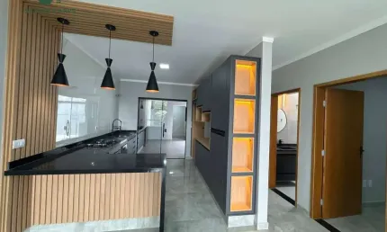 Ótima Casa Assobradada para Venda! Bairro Villa Verde - Bragança Pta SP.