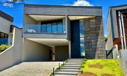Casa Nova no Condomínio Euroville 2 com Arquitetura diferenciada!