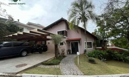 Linda Casa á venda! Condomínio Colinas de São Francisco - Bragança Paulista