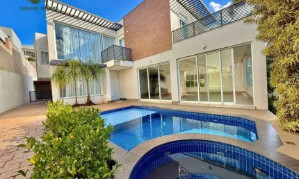 Casa alto padrão p/ Locação e Venda ! Condomínio Portal Bragança .