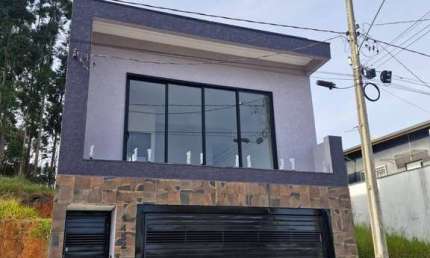 Linda Casa à Venda no Residencial Villa Verde - Bragança Paulista/SP