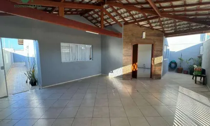 Linda casa a venda no bairro jardim vista alegre - bragança paulista sp.