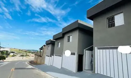 Sobrados a venda no bairro lago do moinho - bragança paulista sp