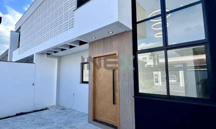Casa nova 3 dormitórios 2 vagas no Bairro Rio Pequeno - Camboriú