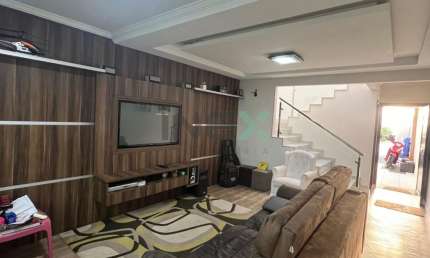 Sobrado 3 dormitórios 2 vagas bairro Areias - Camboriú Destaque