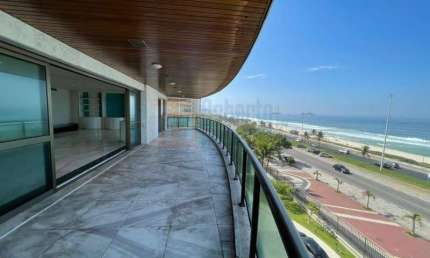 Magnífico Apartamento à Venda na Praia da Barra da Tijuca Frontal Mar Condomínio Golden Green de 763m²  com 6 Quartos Sendo 5 Suítes 5 Vagas Varandão