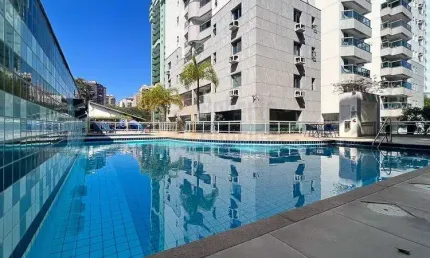 Apartamento à Venda ou Locação Residencial Vitória Barra da Tijuca de 100m² com 3 Quartos Sendo 1 Suíte com Closet Sala Ampla Varanda 2 Vagas Garagem