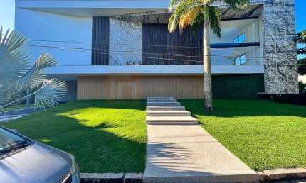 Belíssima Casa à Venda Condomínio Mansões na Barra da Tijuca  de 1485m² com 5 Suítes Área de Lazer com Piscina e Varanda Gourmet 5 Vagas de Garagem