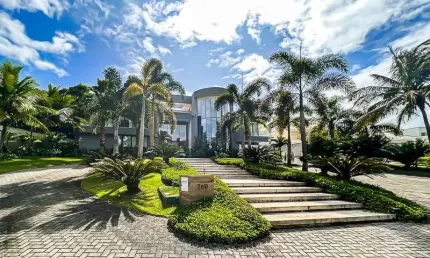 Magnífica Mansão à Venda Condomínio Mansões Barra da Tijuca de 1400m² em Terreno de 1100m²  5 Suítes Piscina Sauna Varanda Gourmet Elevador 4 Vagas