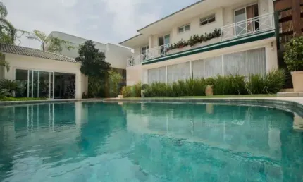 Magnífica Casa Condomínio Malibu Barra da Tijuca Venda ou Locação de 1345m² com 6 Quartos Sendo 3 Suítes 4 Salas Piscina Sauna Academia 4 Vagas