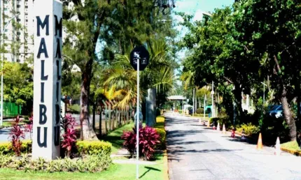 Terreno à Venda no Condomínio Malibú Barra da Tijuca com 1028m² Condomínio Exclusivo com Portaria 24 horas Segurança Próximo ao Shopping Vogue Square