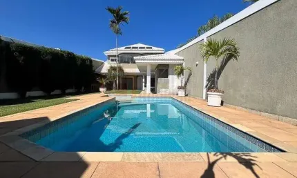 Casa à Venda Barra da Tijuca Condomínio Rio Mar  com 277m² de Área Construída e 406m² de Terreno 4 Quartos Sendo 1 Suíte com Closet e Hidro