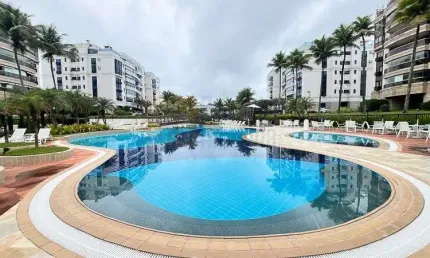 Apartamento à Venda na Praia da Barra da Tijuca RJ no Condomínio Saint Tropez Vista Mar 145m² Ampla Sala 4 Quartos Sendo 2 Suítes Varanda 2 Vagas