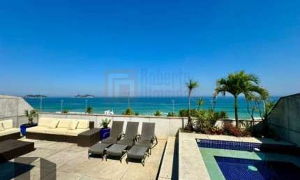 Magnífica Cobertura Frente Mar à Venda na Barra da Tijuca de 920m² com 5 Suítes Sala ampla 4 ambientes Terraço Cinema 5 Vagas de garagem Piscina